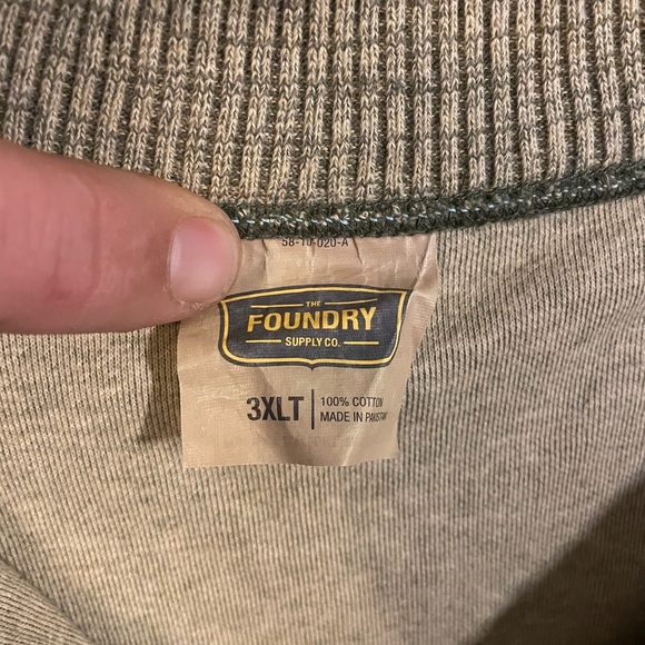 3XLT 1/4 zip sweatshirt. Foundry.  Worn 2x! - Picture 2 of 2